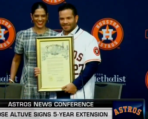 Alcalde de Houston decretó el 2/7 como el "Día de José Altuve"