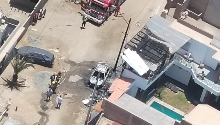 Una avioneta se estrelló contra una vivienda al sur de Lima, Perú