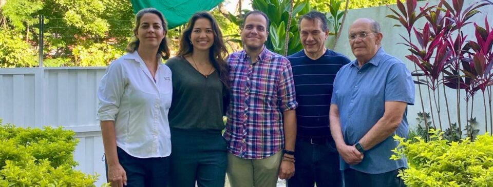 Equipo de María Corina Machado asilado en la embajada argentina salió de Venezuela 