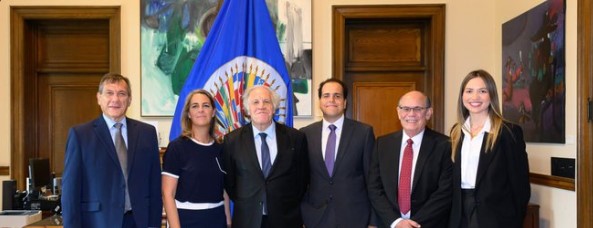 Almagro se reunió con los cinco venezolanos liberados en la “Operación Guacamaya”